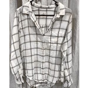 american eagle black and white flannel